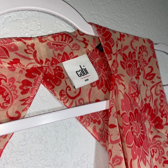 CAbi 5037 Open Back Draped Neck Floral Blouse Sz S - Picture 3 of 5